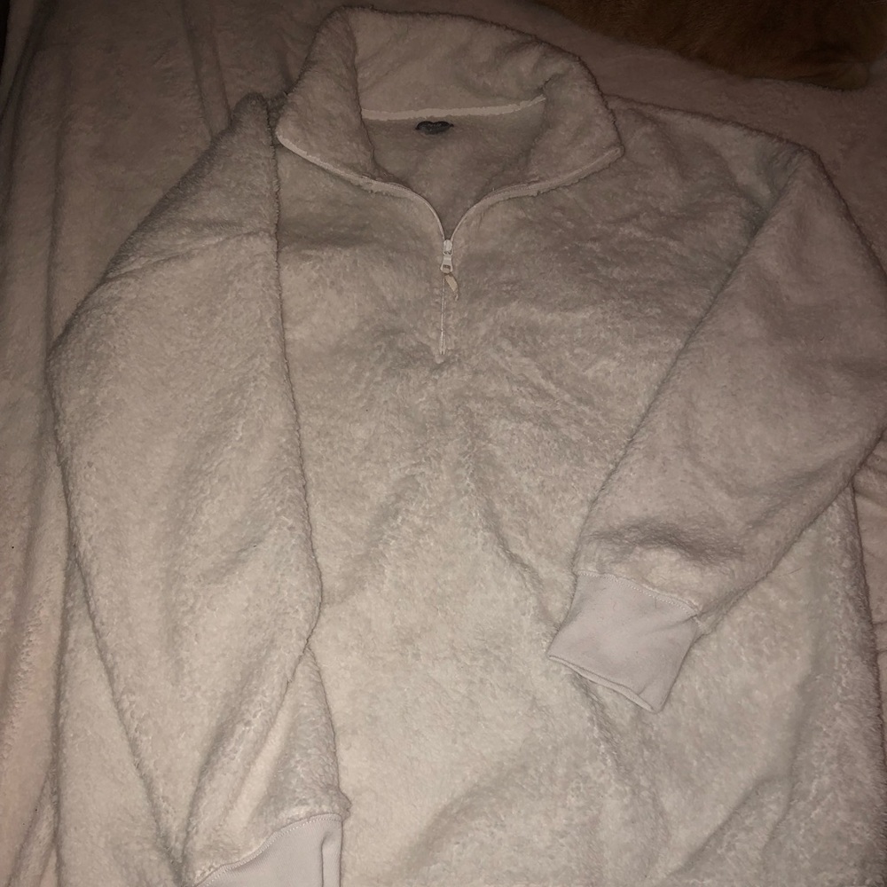 TRENDY! Aerie Sherpa Pullover